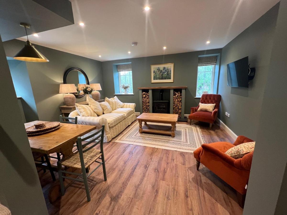 Quaint Self Contained Cottage Near Edinburgh. Loanhead ภายนอก รูปภาพ