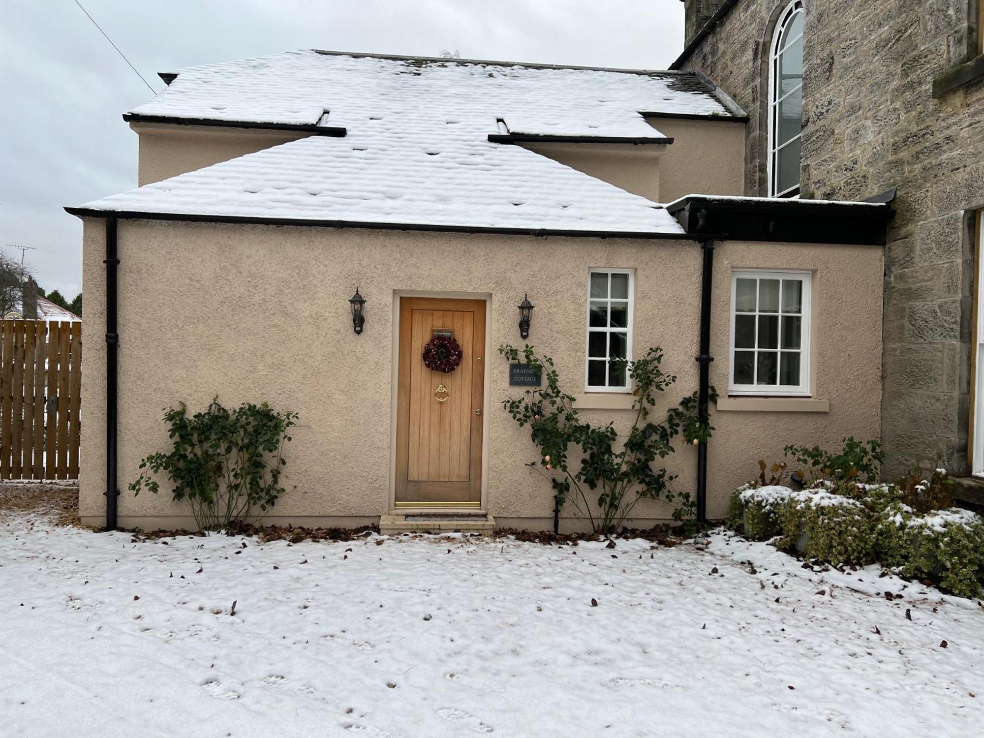 Quaint Self Contained Cottage Near Edinburgh. Loanhead ภายนอก รูปภาพ